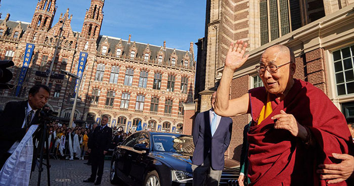 西藏達賴喇嘛尊者獲頒甘地國際和平獎