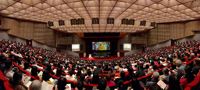 西藏精神領袖達賴喇嘛尊者為台灣四眾弟子視訊講授《中觀寶鬘論》。圖片取自台灣國際藏傳法脈總會粉專